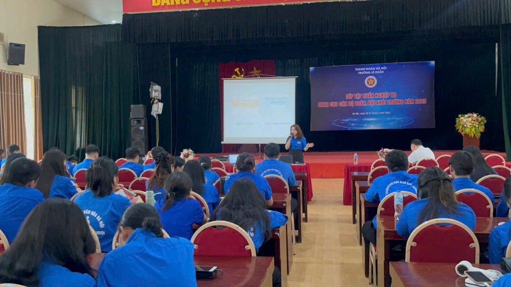 Người trẻ “hạt nhân” xây dựng nền hành chính hiện đại Người trẻ “hạt nhân” xây dựng nền hành chính hiện đại