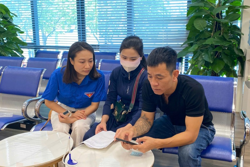 Người trẻ “hạt nhân” xây dựng nền hành chính hiện đại Người trẻ “hạt nhân” xây dựng nền hành chính hiện đại