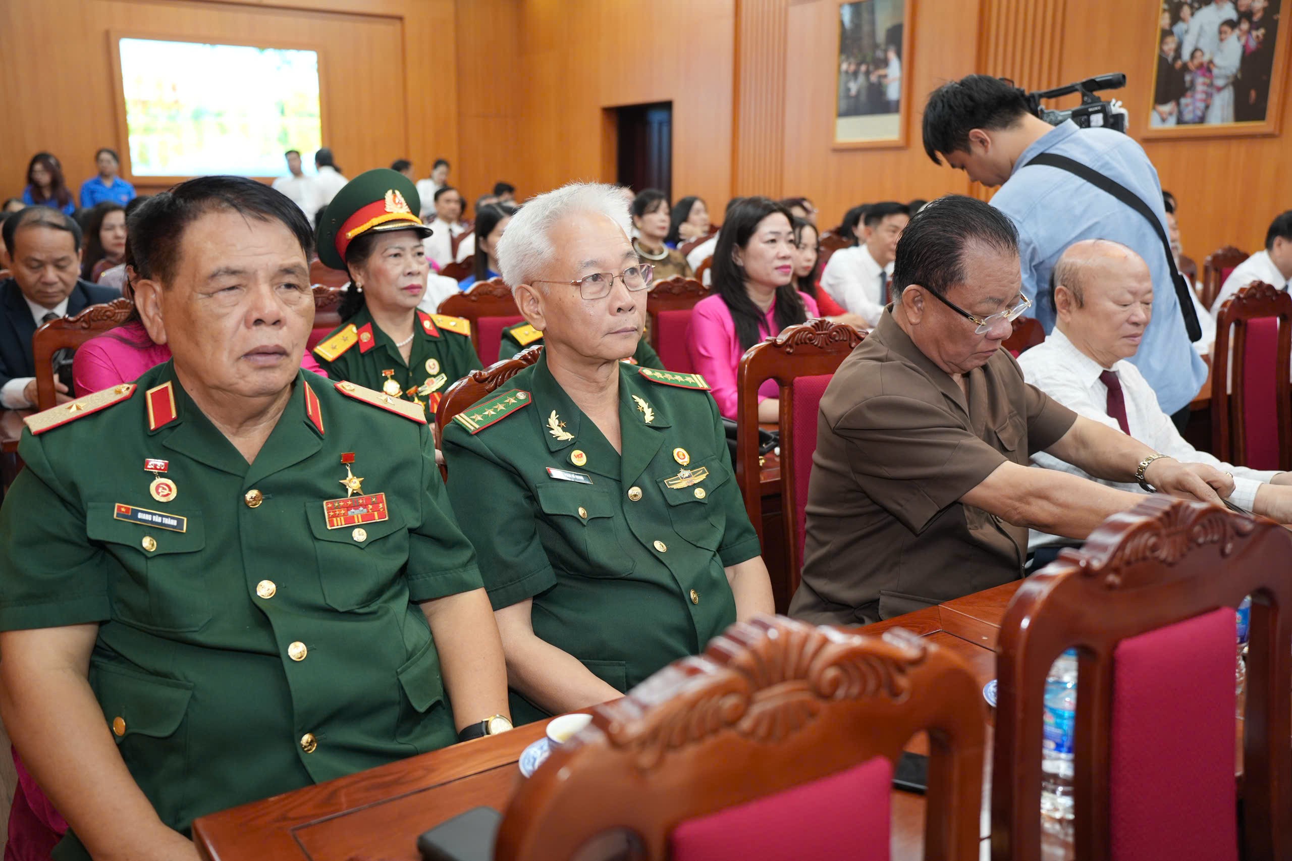 Niềm tin, khí thế mới vì một Thủ đô giàu đẹp, văn minh Niềm tin, khí thế mới vì một Thủ đô giàu đẹp, văn minh