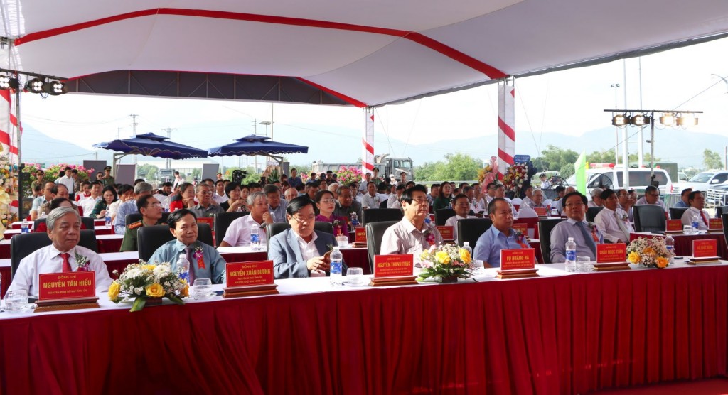 Gia Lai: Đưa vào sử dụng tuyến đường Điện Biên Phủ nối dài Gia Lai: Đưa vào sử dụng tuyến đường Điện Biên Phủ nối dài