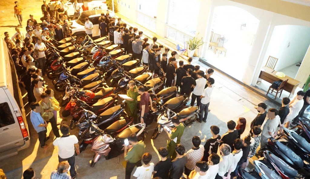 Công an thành phố Đà Nẵng khởi tố 35 đối tượng liên quan đến hành vi Đà Nẵng: Khởi tố 35 bị can vụ gây rối trật tự công cộng