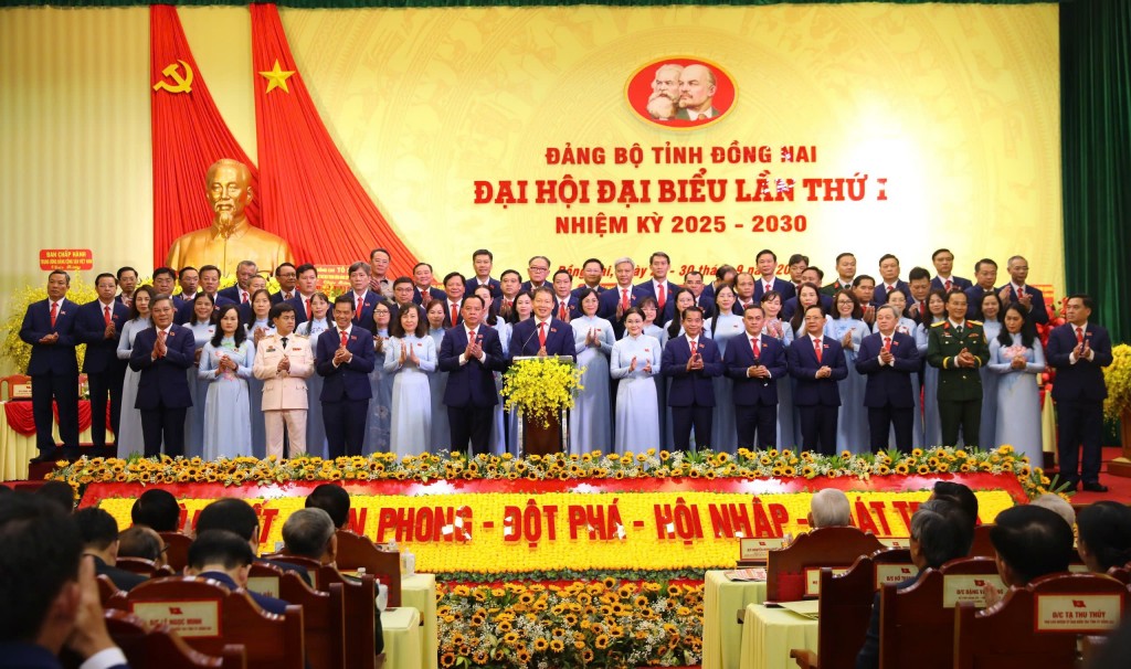 Ban Chấp hành Trung ương chỉ định 68 đồng chí tham gia Ban Chấp hành Đảng bộ tỉnh Đồng Nai nhiệm kỳ 2025 - 2030, trong đó có 15 đồng chí được chỉ định tham gia Ban Thường vụ Tỉnh uỷ