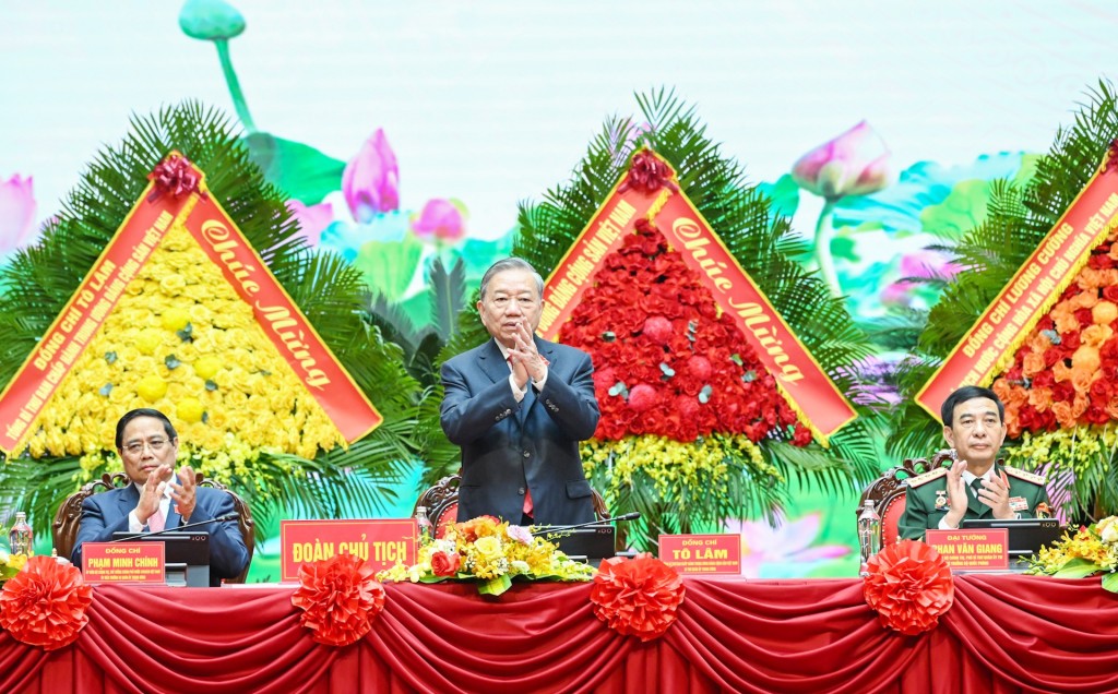 Tổng Bí thư Tô Lâm: Đảng bộ Quân đội và toàn quân cần hội tụ đoàn kết, hội tụ ý chí, hội tụ nhân tài, hội tụ sức mạnh