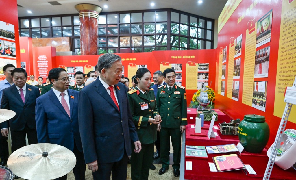 Tổng Bí thư Tô Lâm: Đảng bộ Quân đội và toàn quân cần hội tụ đoàn kết, hội tụ ý chí, hội tụ nhân tài, hội tụ sức mạnh