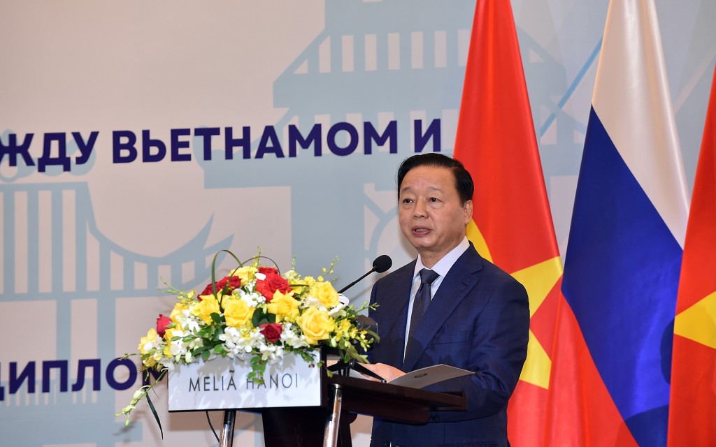 Phó Thủ tướng Trần Hồng Hà dự và phát biểu tại Lễ kỷ niệm 75 năm thiết lập quan hệ ngoại giao Việt Nam - Liên bang Nga và khai mạc Diễn đàn Nhân dân Việt - Nga lần thứ nhất - Ảnh: VGP/Minh Khôi Phó Thủ tướng Trần Hồng Hà dự và phát biểu tại Lễ kỷ niệm 75 năm thiết lập quan hệ ngoại giao Việt Nam - Liên bang Nga và khai mạc Diễn đàn Nhân dân Việt - Nga lần thứ nhất - Ảnh: VGP/Minh Khôi