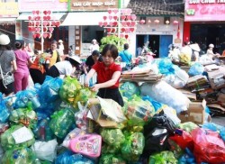 Phụ nữ thúc đẩy phong trào phân loại rác, xây dựng Nông thôn mới