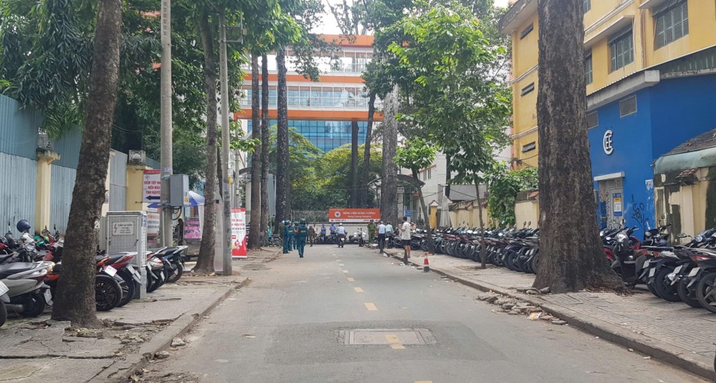 Lực lượng chức năng có mặt, lập lại trật tự tại các điểm nóng