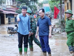 Lào Cai tập trung di dời người dân đến điểm an toàn