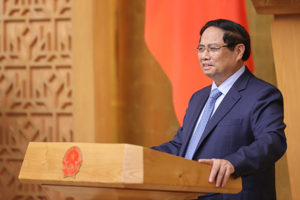 Thủ tướng tiếp tục yêu cầu các bộ, ngành, cơ quan tiếp tục rà soát, đẩy mạnh phân cấp, phân quyền - Ảnh: VGP/Nhật Bắc