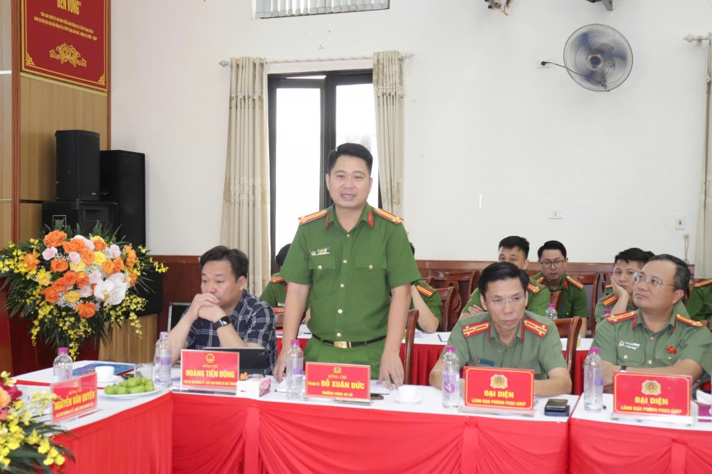 Xây dựng lực lượng Công an xã chính quy, tinh nhuệ, đáp ứng các yêu cầu nhiệm vụ Xây dựng lực lượng Công an xã chính quy, tinh nhuệ, đáp ứng các yêu cầu nhiệm vụ