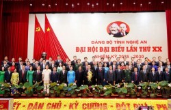 Ban Chấp hành Đảng bộ tỉnh Nghệ An khóa 20, nhiệm kỳ 2025-2030 ra mắt nhận nhiệm vụ