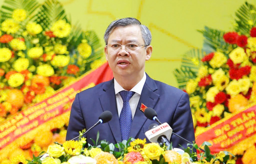 Ông Trương Cảnh Tuyên được giới thiệu để bầu Chủ tịch UBND Cần Thơ