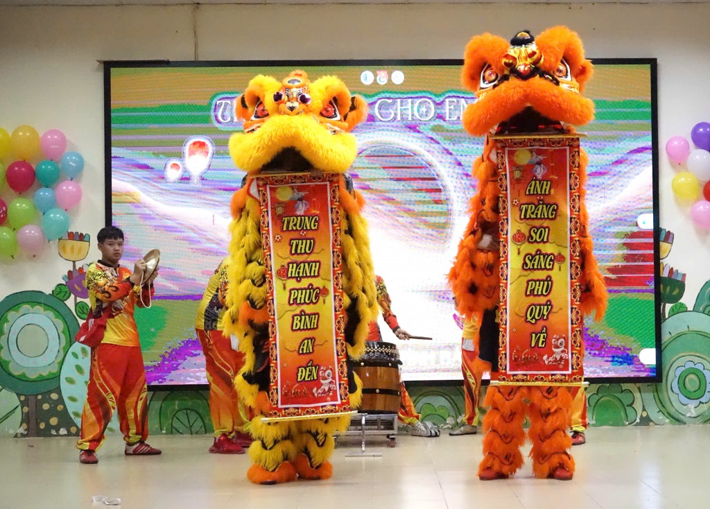 Màn múa lân