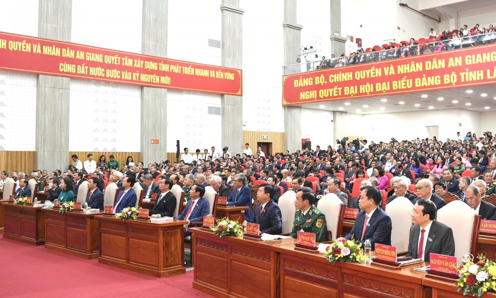 Các đại biểu tham dự Đại hội