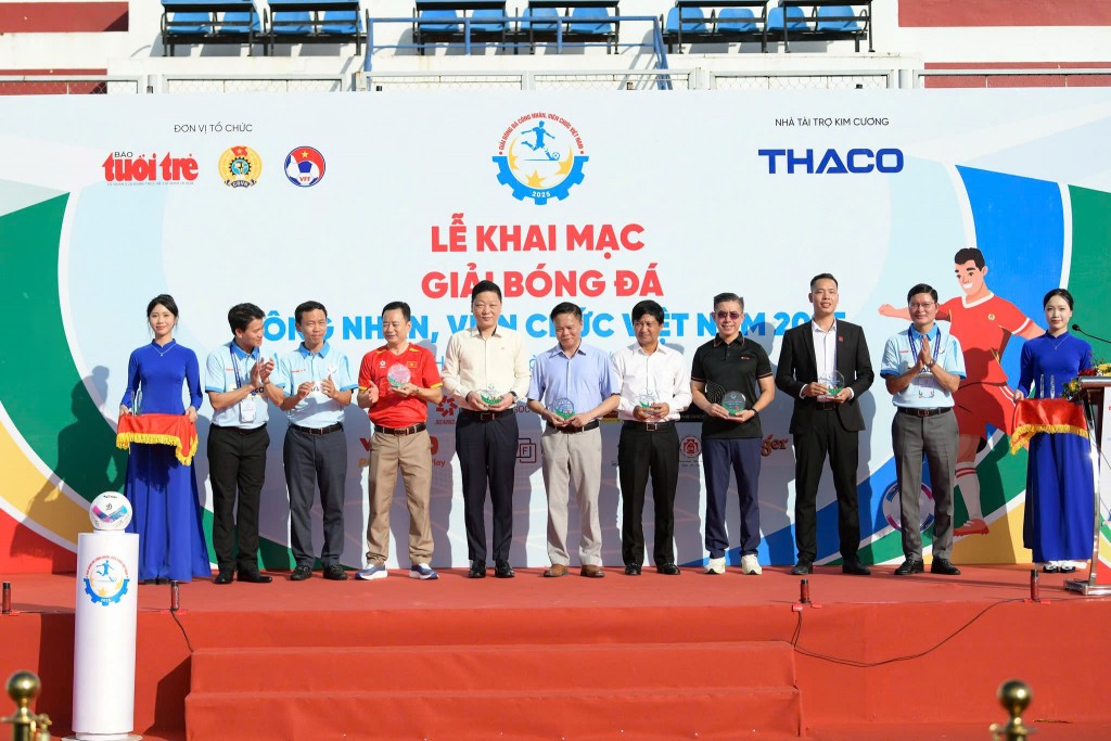 Sôi nổi Giải Bóng đá công nhân, viên chức Việt Nam 2025