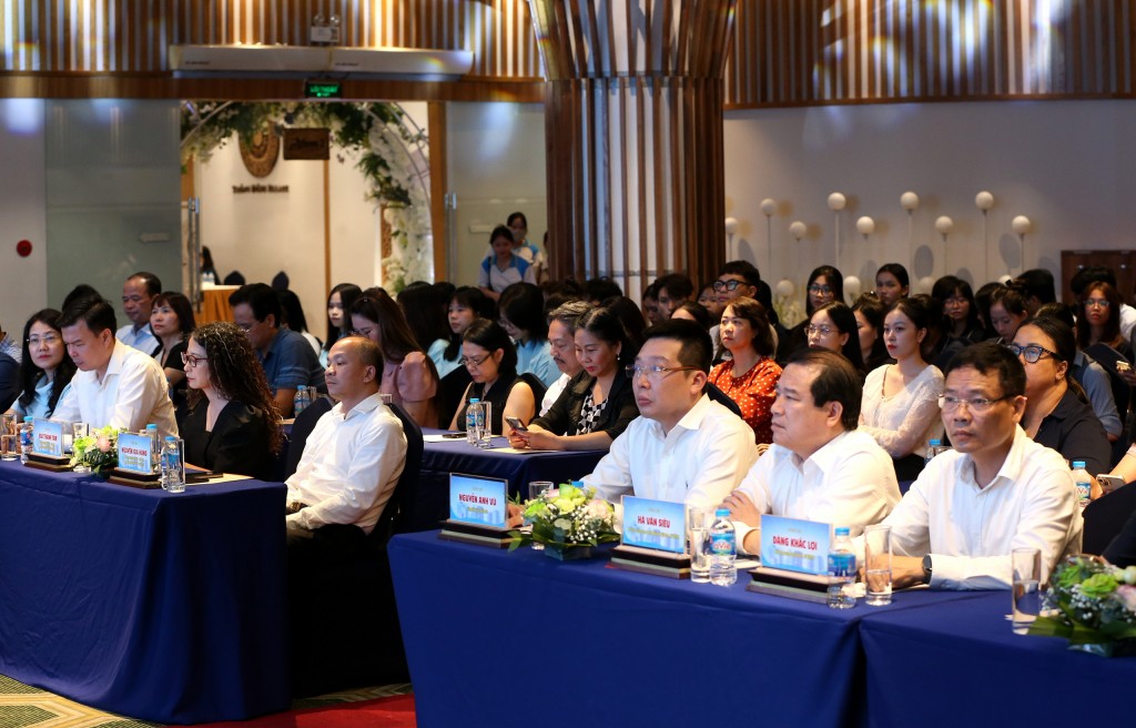 Các vị đại biểu tham dự Lễ phát động Các vị đại biểu tham dự Lễ phát động