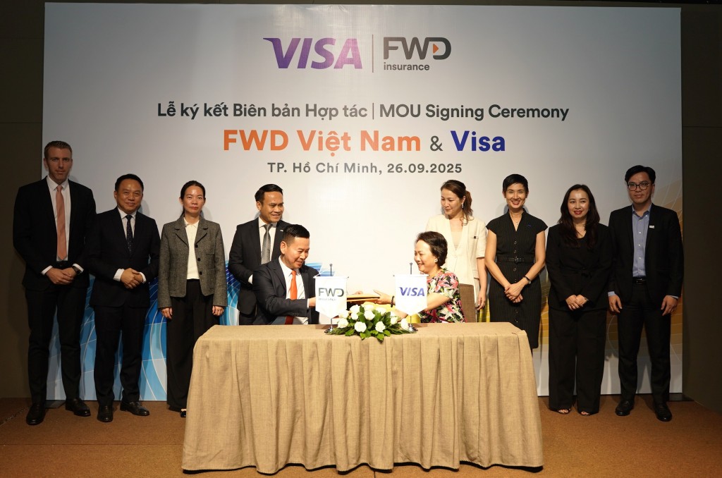 1. Visa và FWD Việt Nam ký kết biên bản ghi nhớ hợp tác số hóa bảo hiểm và gia tăng lợi ích cho khách hàng Việt Nam