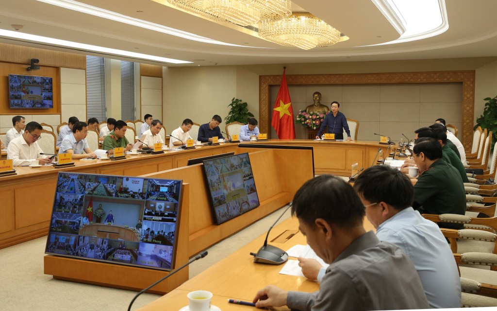 Lãnh đạo các bộ, ngành báo cáo - Ảnh: VGP/Minh Khôi