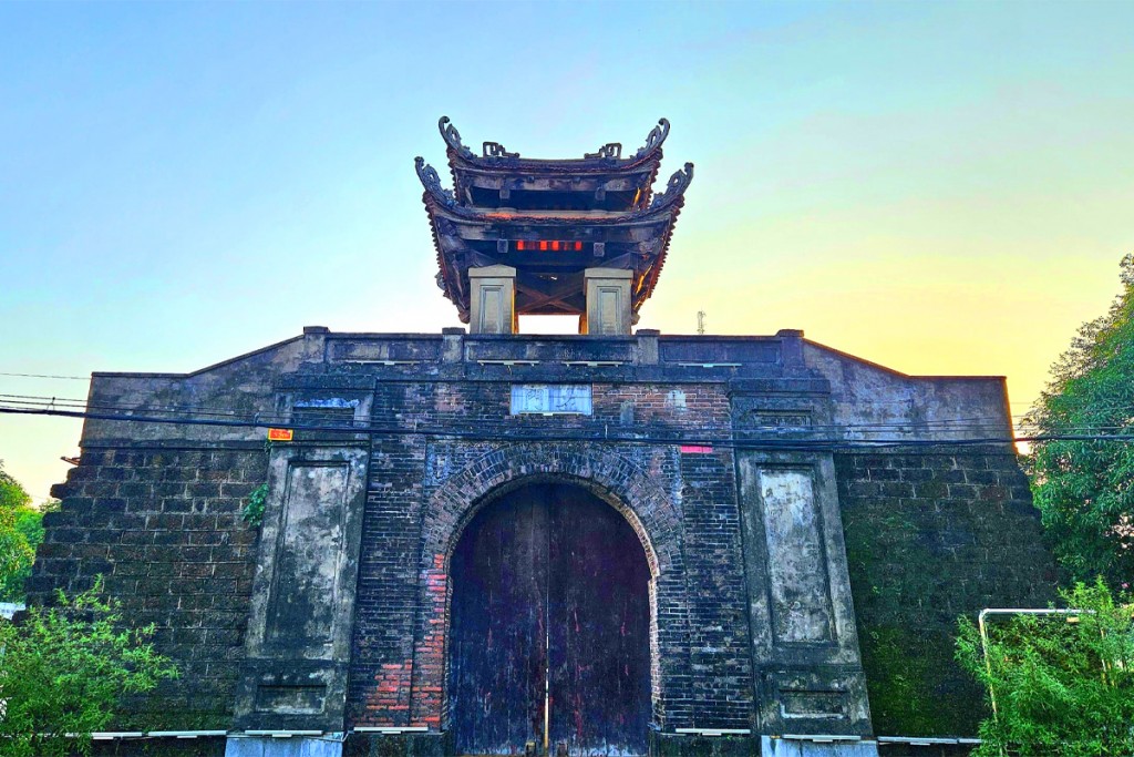 Thành cổ Vinh – chứng tích lịch sử quan trọng, gắn liền với những cuộc kháng chiến hào hùng của người dân xứ Nghệ.