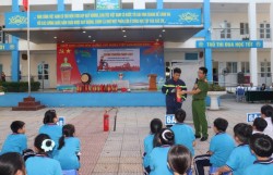 Thuận An: Tuyên truyền phòng cháy chữa cháy cho hơn 1.200 giáo viên, học sinh