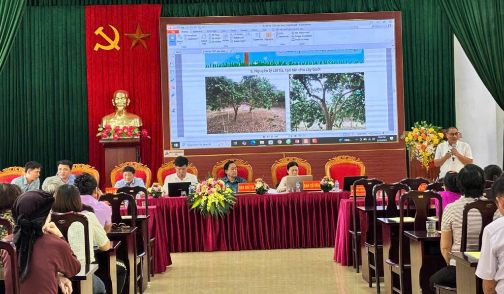 Đưa khoa học kỹ thuật đến gần hơn với nhà nông Đưa khoa học kỹ thuật đến gần hơn với nhà nông