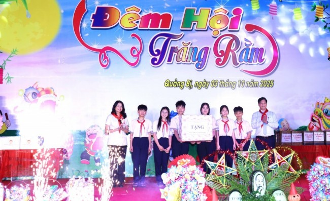 Thiếu nhi xã Quảng Bị rộn ràng niềm vui đón Trung thu