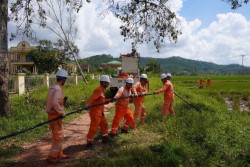 56 năm - một chặng đường tự hào của người thợ điện EVNNPC