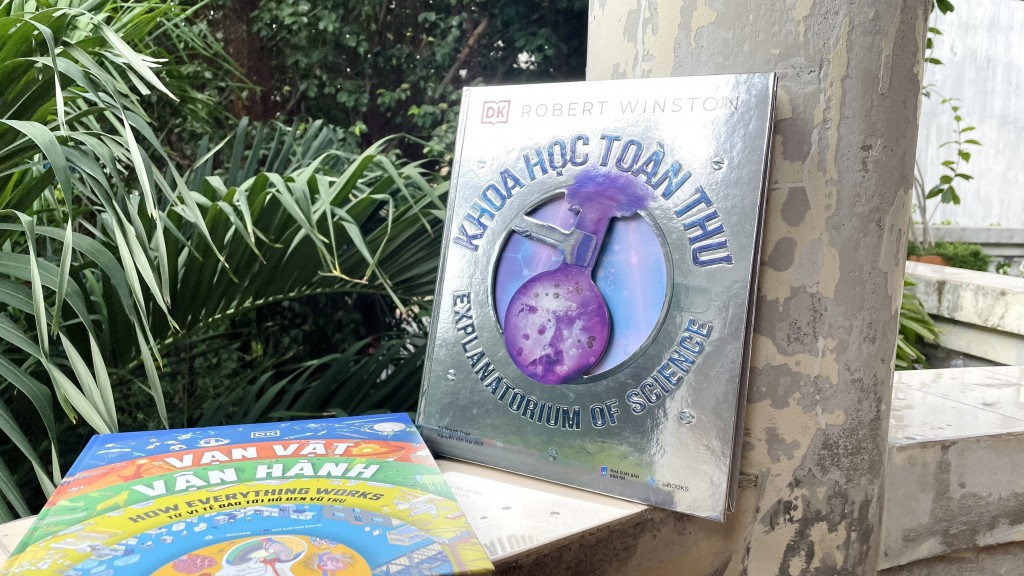 Sách hay đêm rằm: Rước đèn rước cả tri thức từ sách khoa học