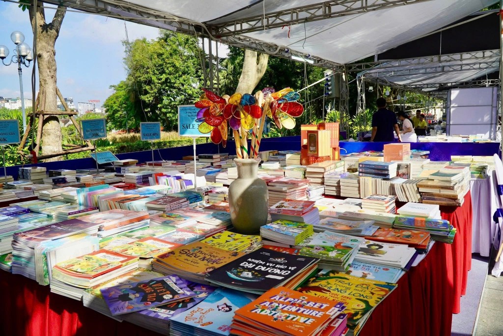 Khơi dậy khát vọng tri thức, khẳng định vị thế thành phố sáng tạo Khơi dậy khát vọng tri thức, khẳng định vị thế thành phố sáng tạo