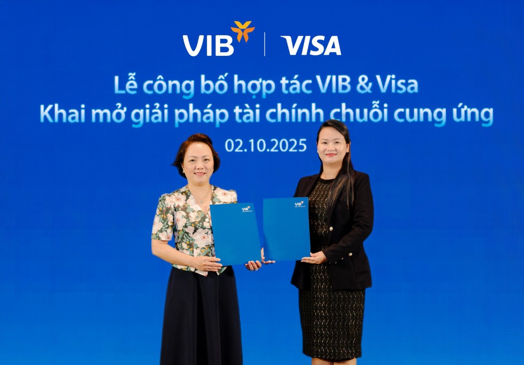 Đại diện Visa và VIB ký kết hợp tác triển khai giải pháp tài chính toàn diện cho chuỗi cung ứng hỗ trợ cho doanh nghiệp vừa và nhỏ Đại diện Visa và VIB ký kết hợp tác triển khai giải pháp tài chính toàn diện cho chuỗi cung ứng hỗ trợ cho doanh nghiệp vừa và nhỏ