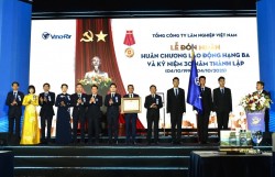 Phát triển VINAFOR trở thành tập đoàn lâm nghiệp quy mô lớn