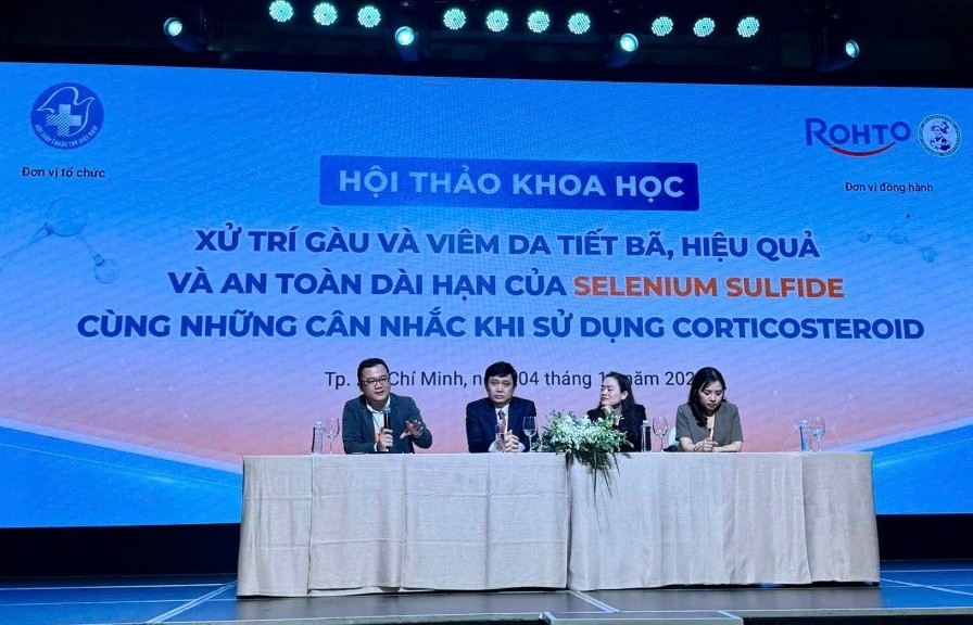 Điều trị đúng cách bệnh lý gàu và viêm da tiết bã