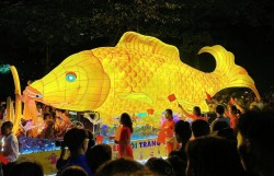 Rực rỡ sắc màu đêm hội "Trung thu thành cổ Sơn Tây"