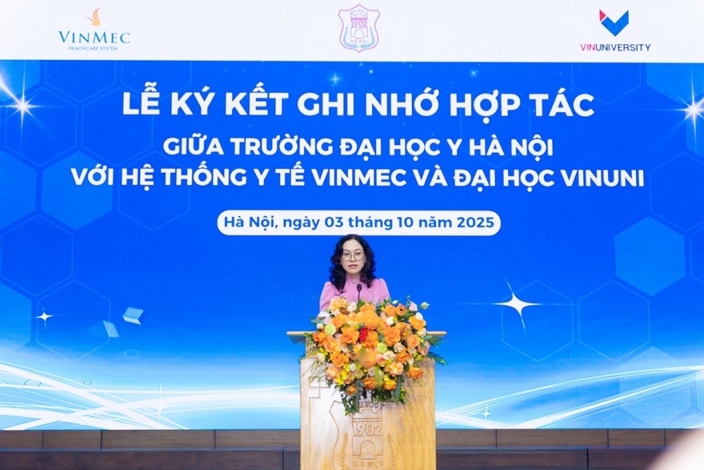 PGS.TS Phan Thị Thu Hương, Bí thư Đảng ủy, Chủ tịch Hội đồng trường, trường Đại học Y Hà Nội cho biết, đây là bước đi cụ thể nhằm triển khai các chủ trương lớn của Đảng về khoa học và công nghệ, giáo dục – đào tạo, chăm sóc sức khỏe nhân dân.