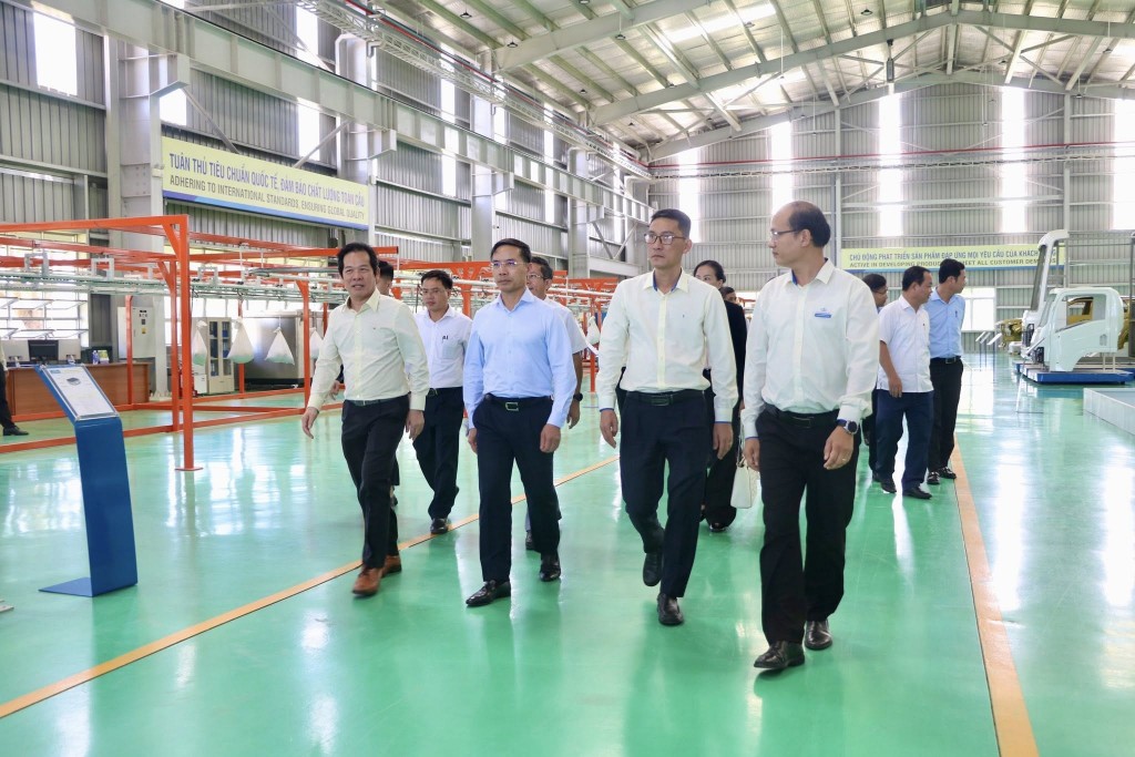 Lãnh đạo TP Đà Nẵng thể hiện quyết tâm phát triển khu vực Nam Đà Nẵng, kéo giãn đô thị sau hợp nhất. Ảnh: THÀNH CÔNG