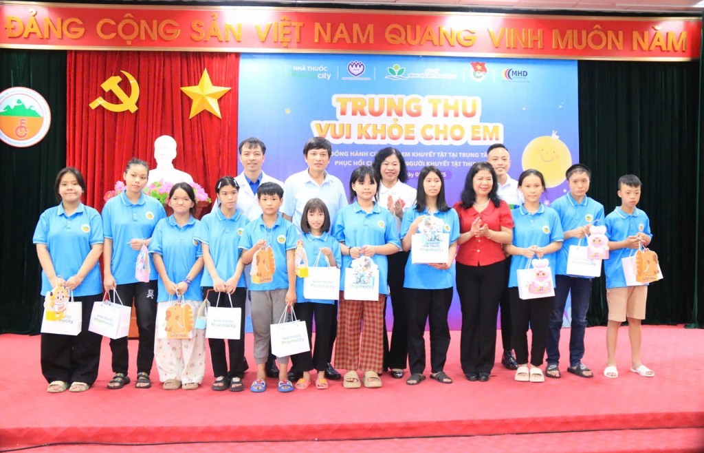 Chung tay vì sức khoẻ trẻ em Việt Nam