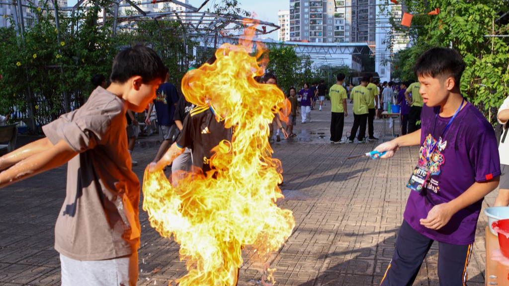 Một thí nghiệm khoa học hấp dẫn tại chương trình 