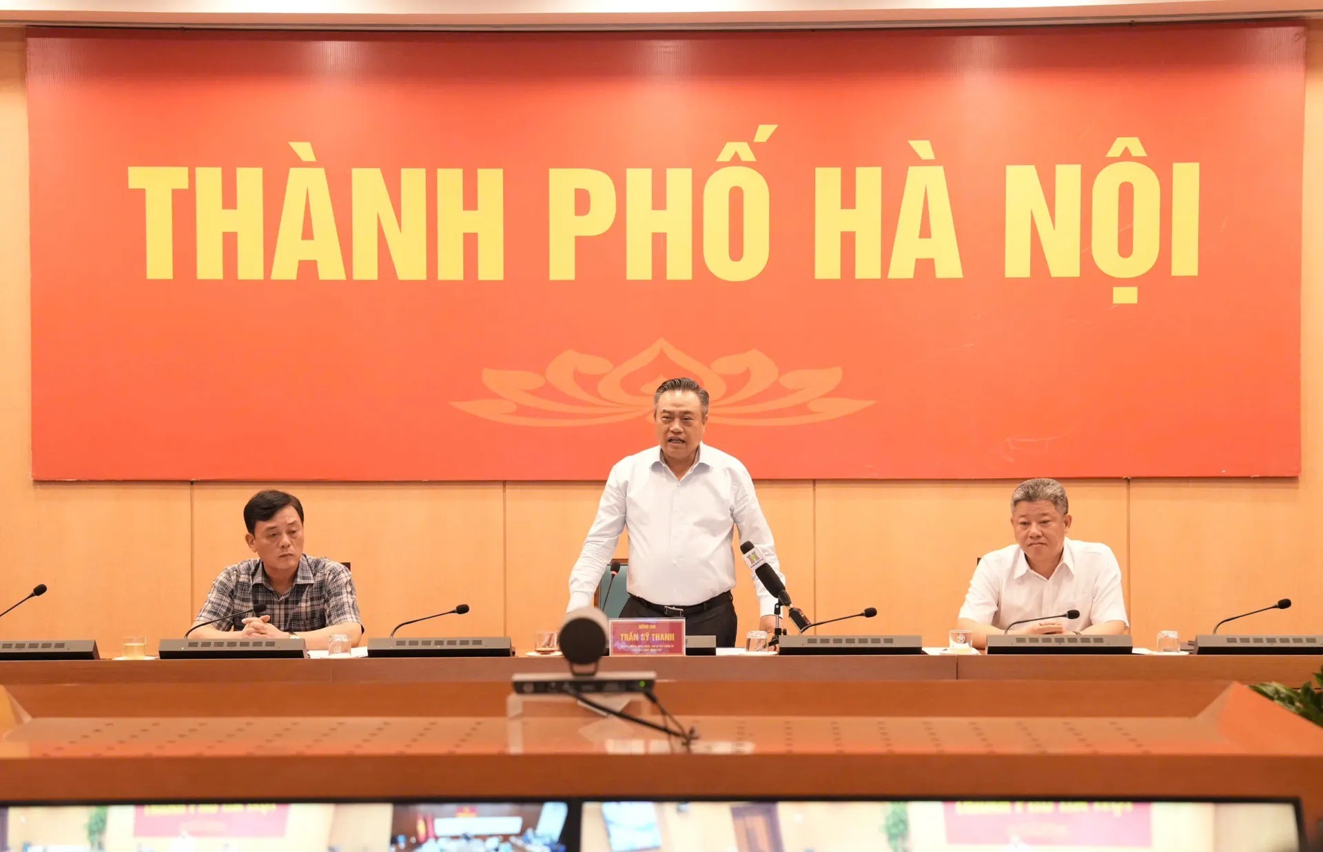 Ứng phó khẩn cấp bão số 11, bảo đảm an toàn cho Nhân dân