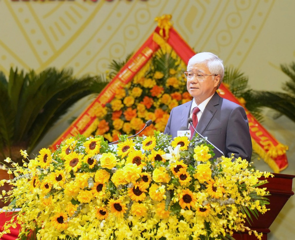 Đồng chí Đỗ Văn Chiến Ủy viên Bộ Chính trị, Bí thư Trung ương Đảng, Chủ tịch Ủy ban Trung ương MTTQ Việt Nam phát biểu chỉ đạo đại hội