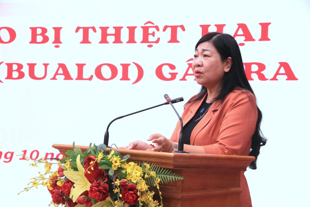 Cơ quan Ủy ban MTTQ TP ủng hộ đồng bào bị thiệt hại dobão