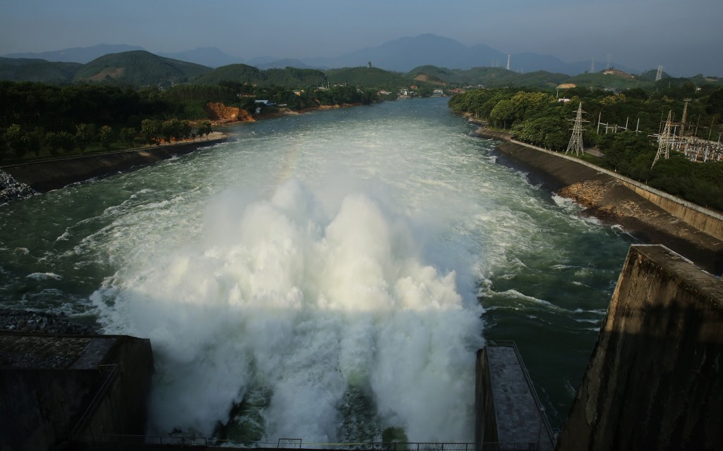 Thuỷ điện Thác Bà xả đáy - Ảnh: VGP/Minh Khôi Thuỷ điện Thác Bà xả đáy - Ảnh: VGP/Minh Khôi