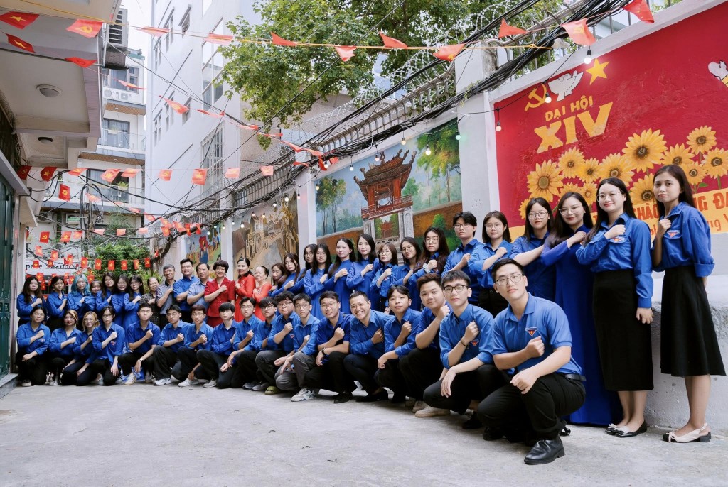 Bài 3: Sức trẻ lan tỏa tinh thần tự hào Thủ đô anh hùng