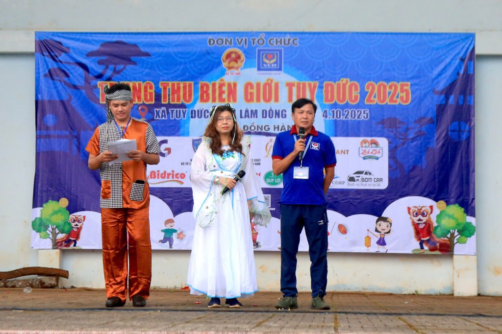 Ông Đào Quang Tới, Trưởng Ban tổ chức chia sẻ tại chương trình Ông Đào Quang Tới, Trưởng Ban tổ chức chia sẻ tại chương trình