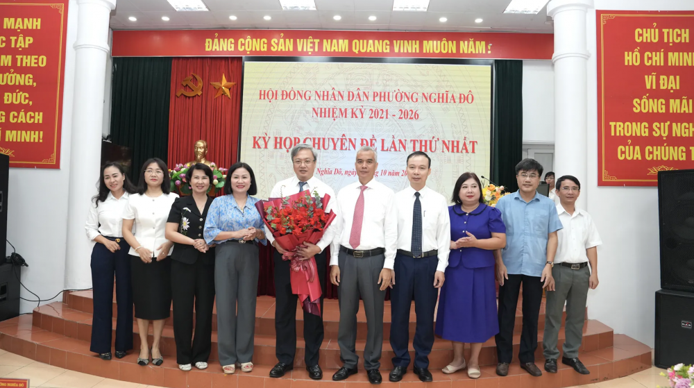 Ông Đỗ Việt Hưng được bầu giữ chức Chủ tịch UBND phường Nghĩa Đô