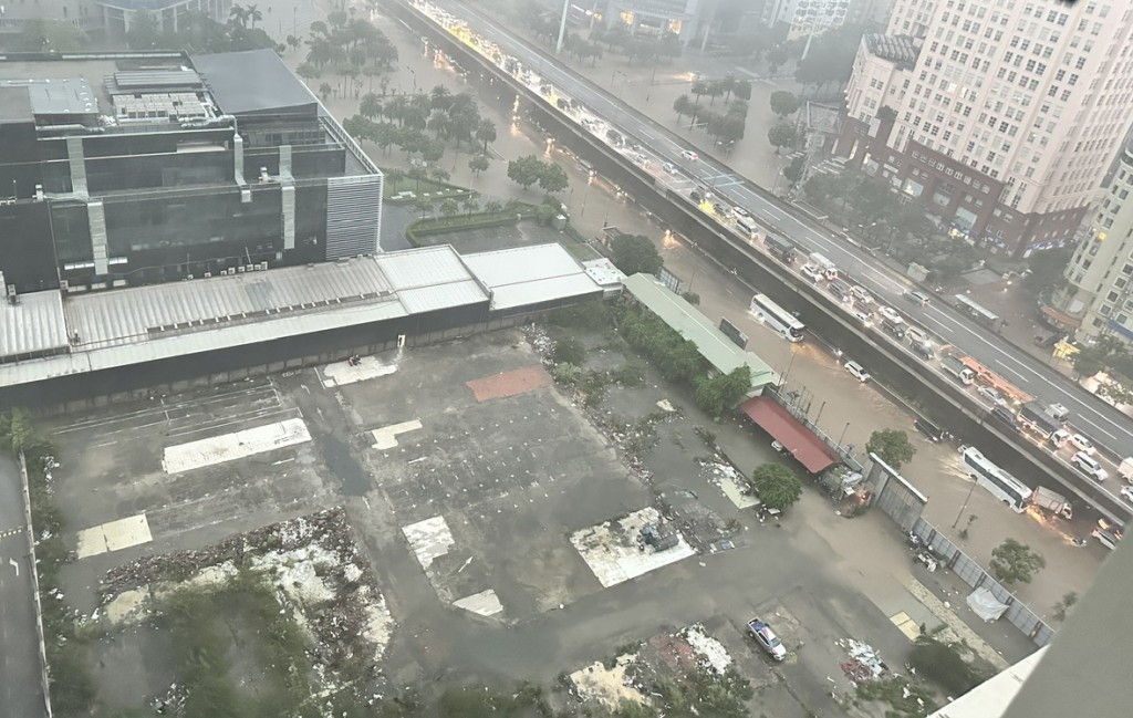 Các điểm ngập úng tại Hà Nội tính đến 6h30 ngày 7/10