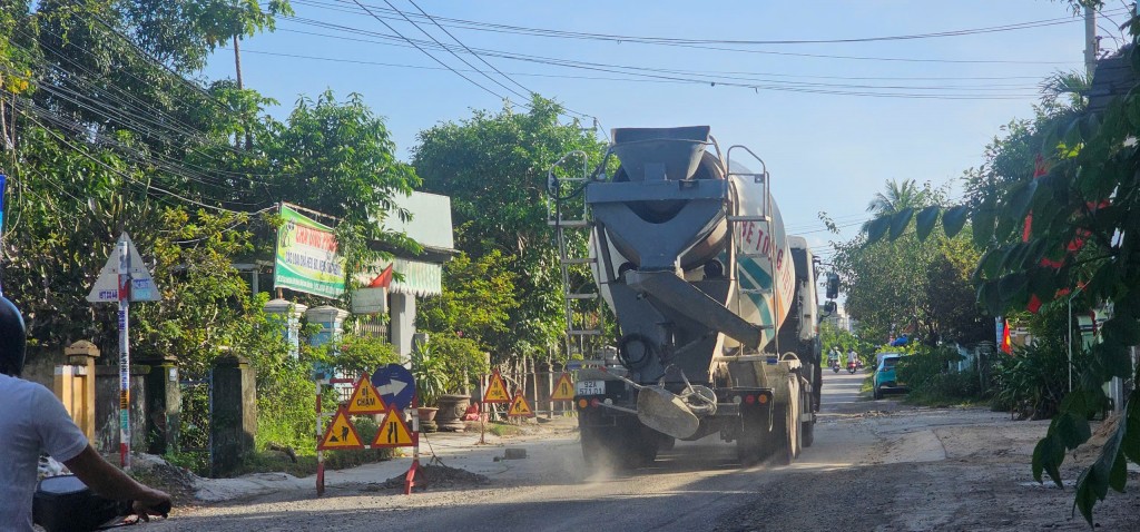 Đà Nẵng: Tỉnh lộ 607B bao giờ hết cảnh ngập úng triền miên ?