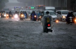 Bắc Bộ tiếp tục mưa to, Hà Nội cảnh báo ngập lụt nhiều tuyến phố