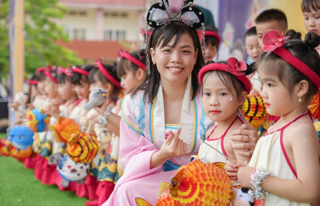 Chung tay “xây hạnh phúc”, mang nước sạch và Trung thu ấm áp đến Đồng Nai