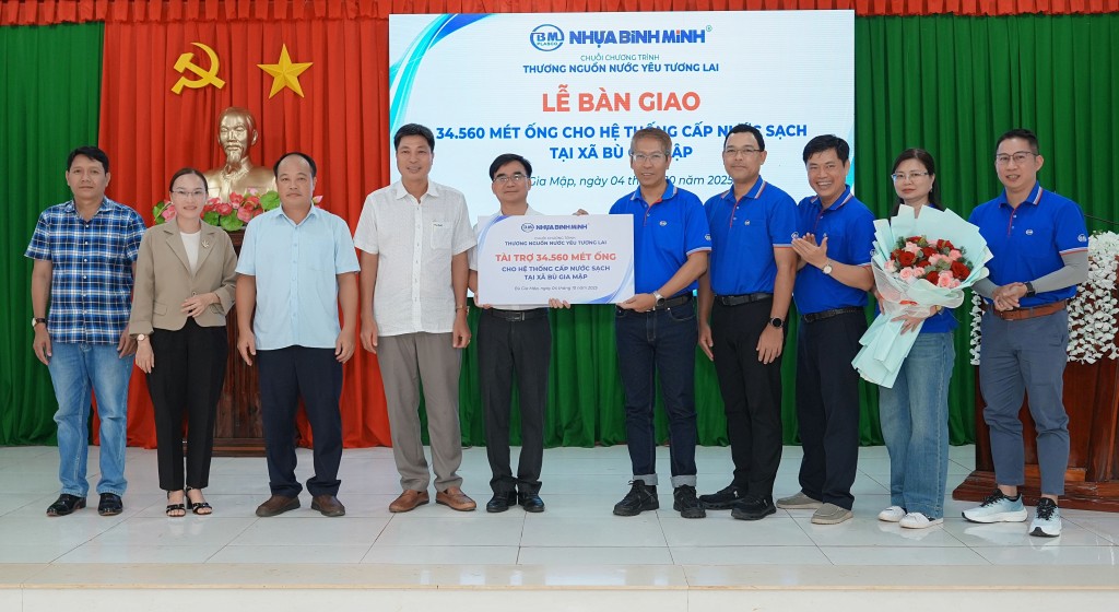 Từ năm 2022, dự án “Thương nguồn nước, yêu tương lai” của Nhựa Bình Minh đã mang nước sạch đến hơn 104.000 hộ dân vùng sâu, vùng xa. Năm 2025, dự án tiếp tục tại xã Bù Gia Mập, Đồng Nai.