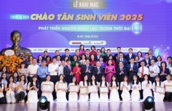 Tân sinh viên K28 Học viện Ngân hàng: Hành trình mới giữa dòng chảy công nghệ